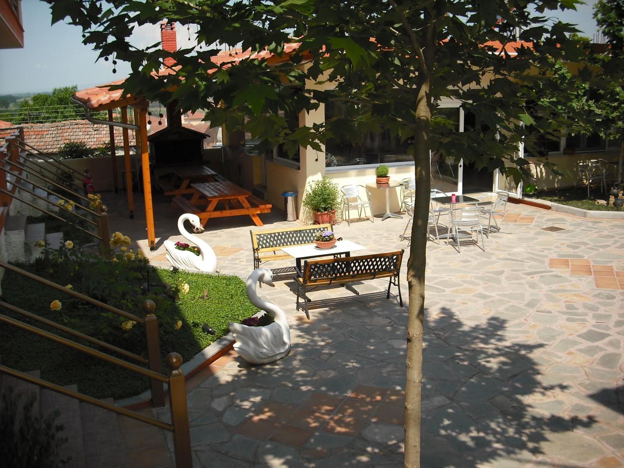 Anestis Studios Lidia Exterior photo