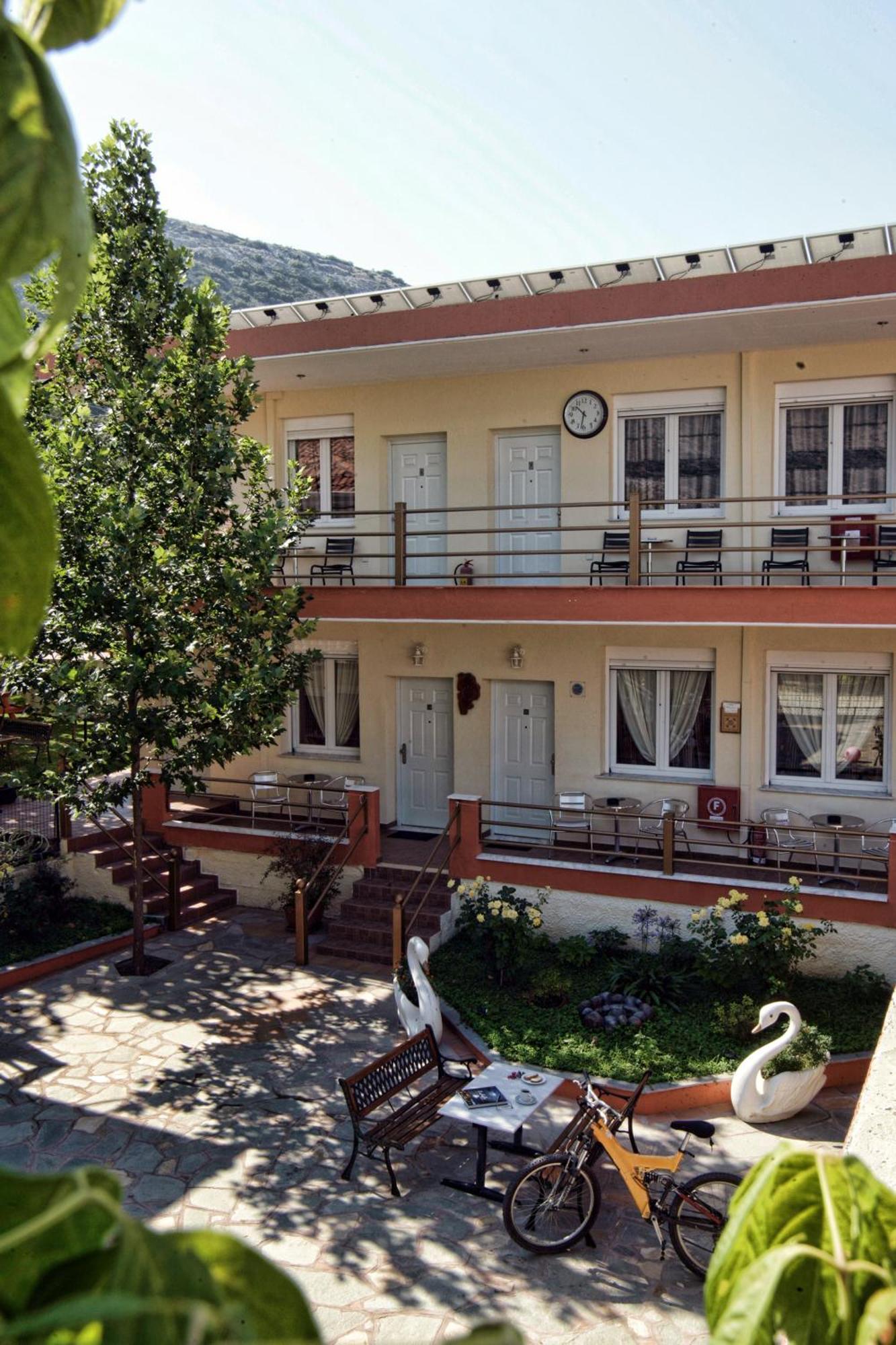 Anestis Studios Lidia Exterior photo